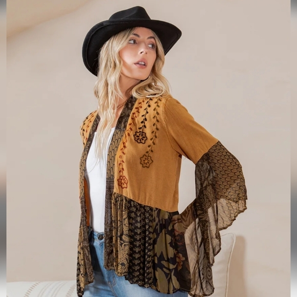 Young Threads Other - Nwt Young Threads - Western Kimono Shrug Lg